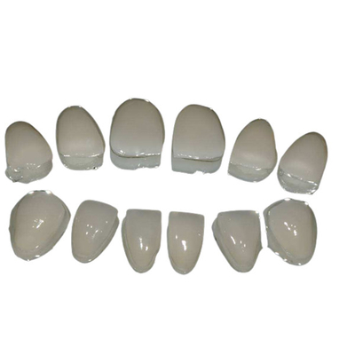 Dos dentes cerâmicos do folheado da personalização limpeza fácil para o sorriso seguro