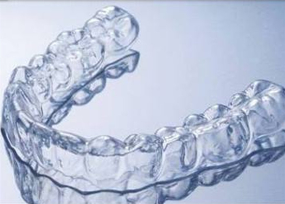 O retentor apoia FDA fixou o dispositivo ortodôntico com 3D